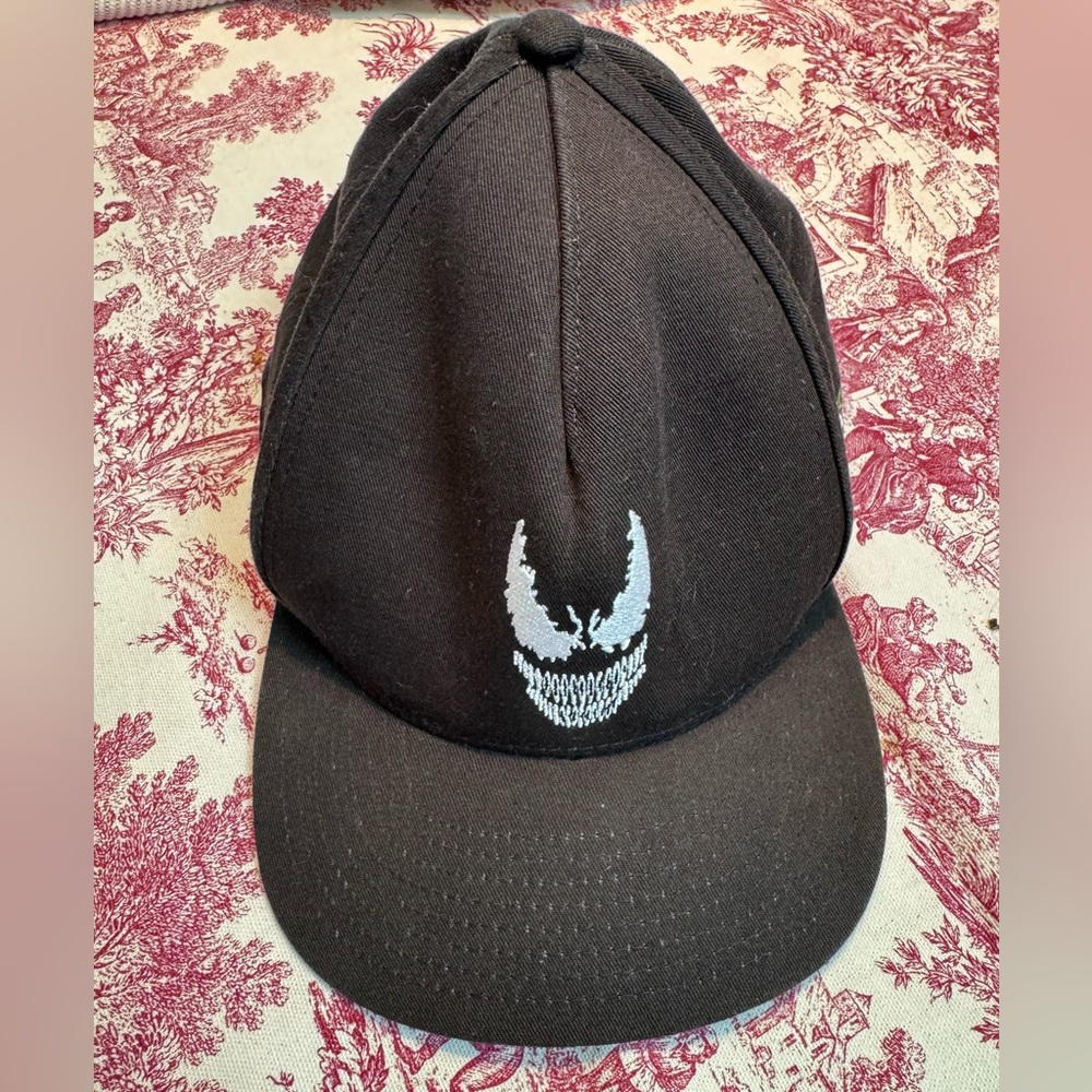 Vans Marvel Venom Snapback Hat Black Youth Adjustable Cap